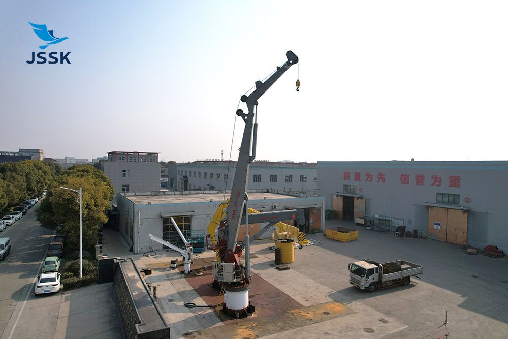 8T/15M折臂吊